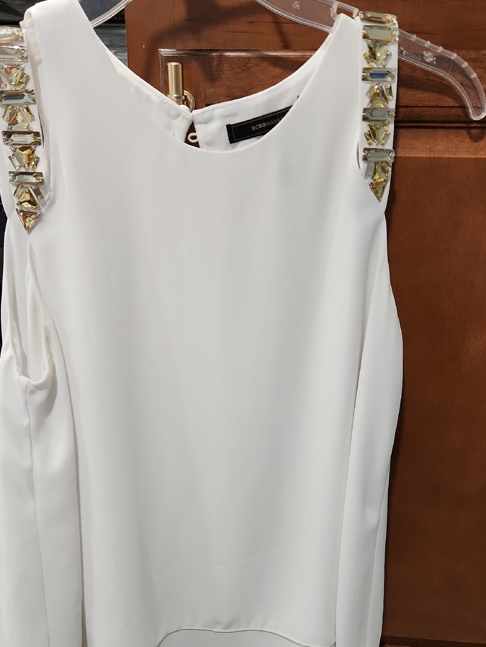 BCBGMaxAzria White Beaded Shoulder Sleeveless Blouse